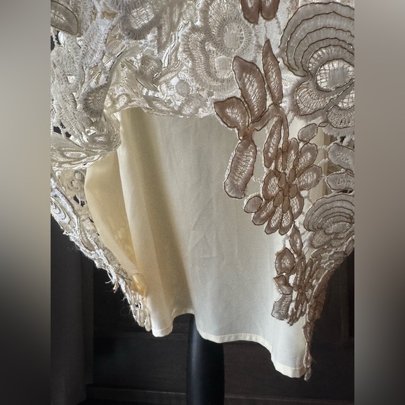 Metisu sheer top beige and gold floral pearl party dress.  Nwt - Picture 10 of 13